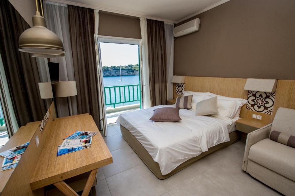 Alkyon Hotel Patitírion Dış mekan fotoğraf